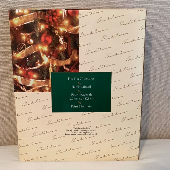 Traditions Hand Painted Photo Holiday Christmas Frame "5 x 7" - Picture 8 of 9